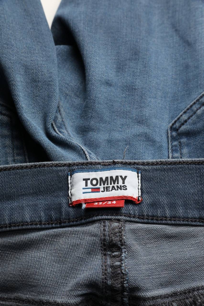 Carou TOMMY JEANS Tommy Hilfiger Slim Jeans Aus Baumwoll-Mix Mit Logo-Badge