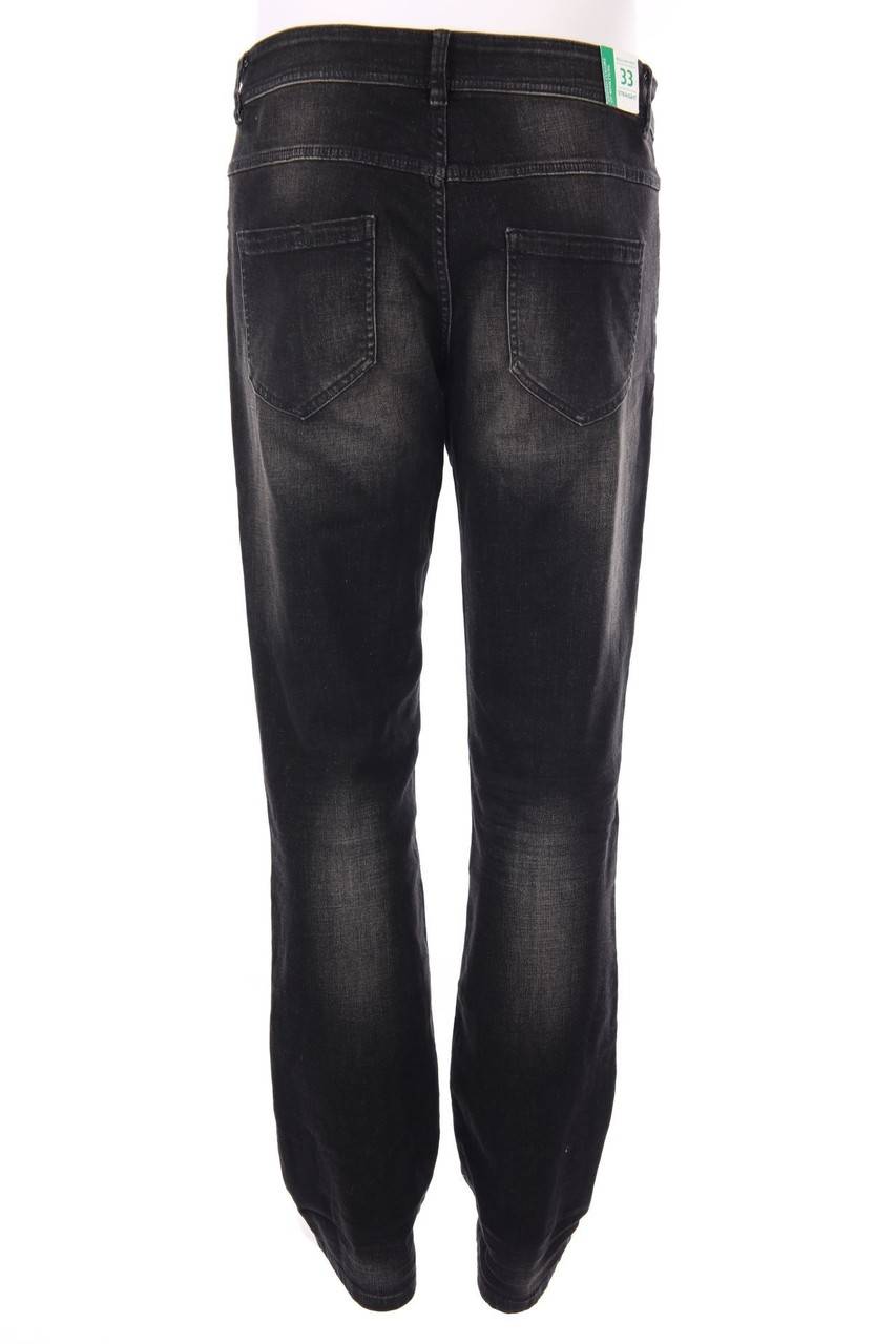 Carou UNITED COLORS OF BENETTON Distressed Straight Cut Jeans