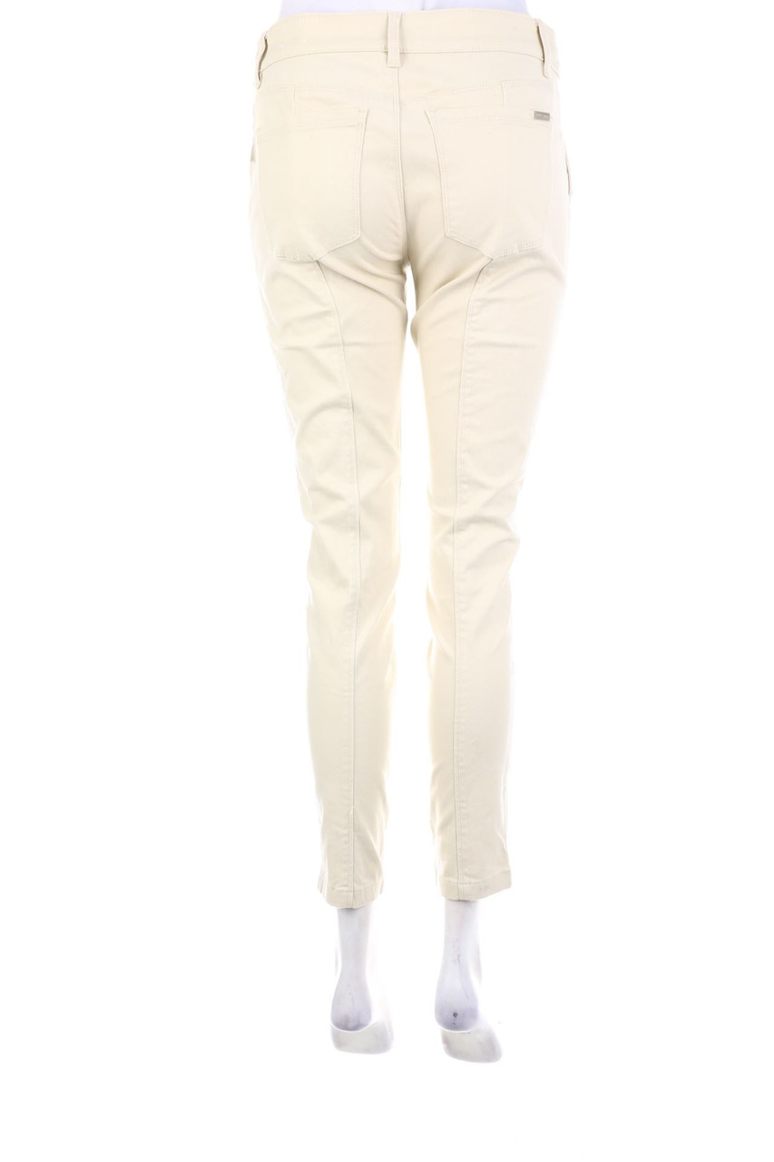 Carou White House Black Market Skinny-Jeans Mit Logo-Knöpfen