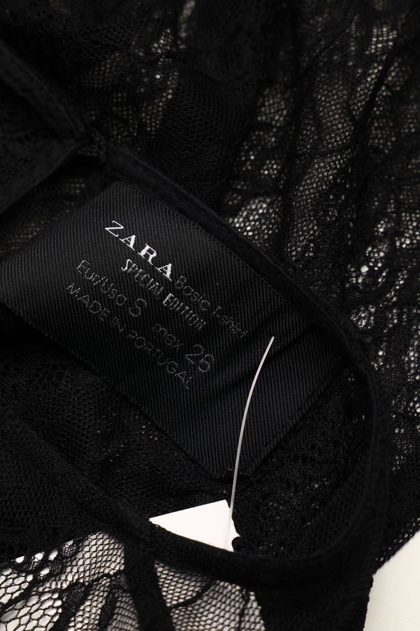 Carou ZARA Stretch-Longsleeve-Shirt Aus Spitze Mit Keyhole