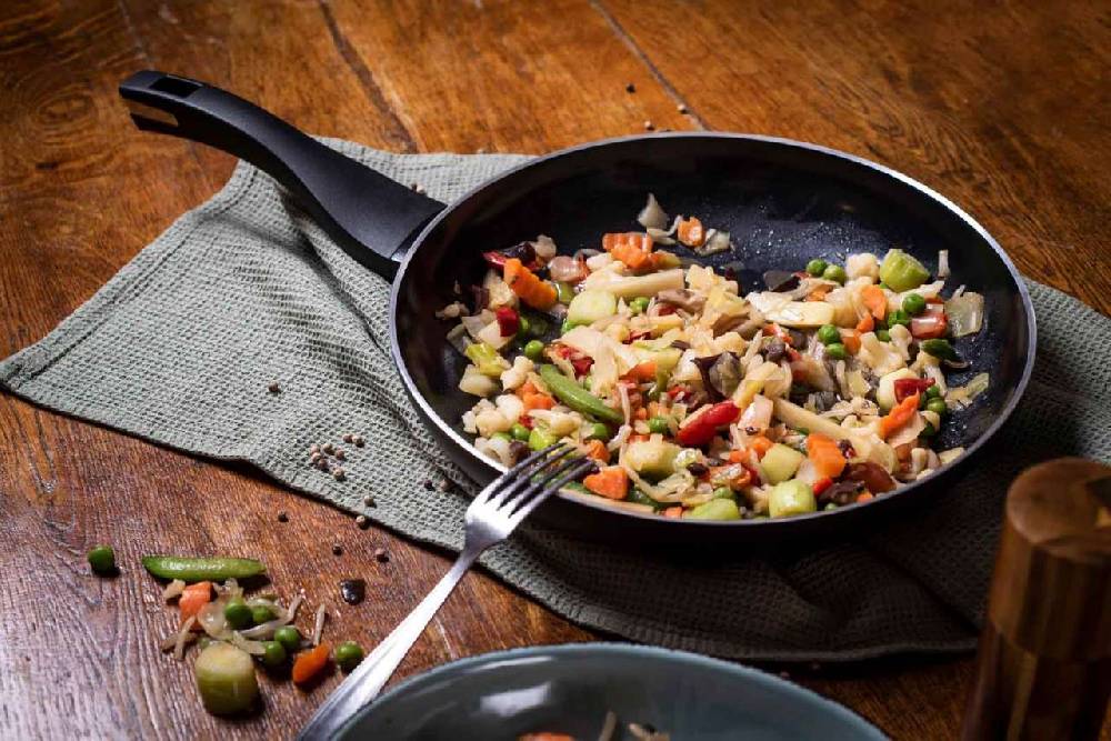 Listing/manufacturer/sSupplier/314 Berndes Frying Pan B. Green Alu Recycled, Black