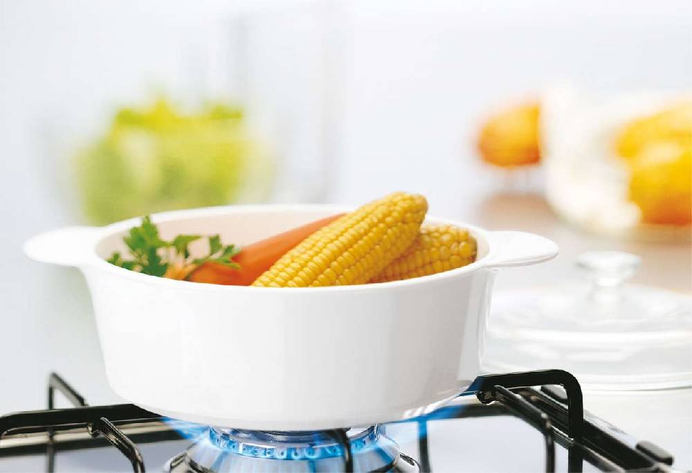 Corningware Corningware Ceramic Cooking Pot (3.25 Liters)