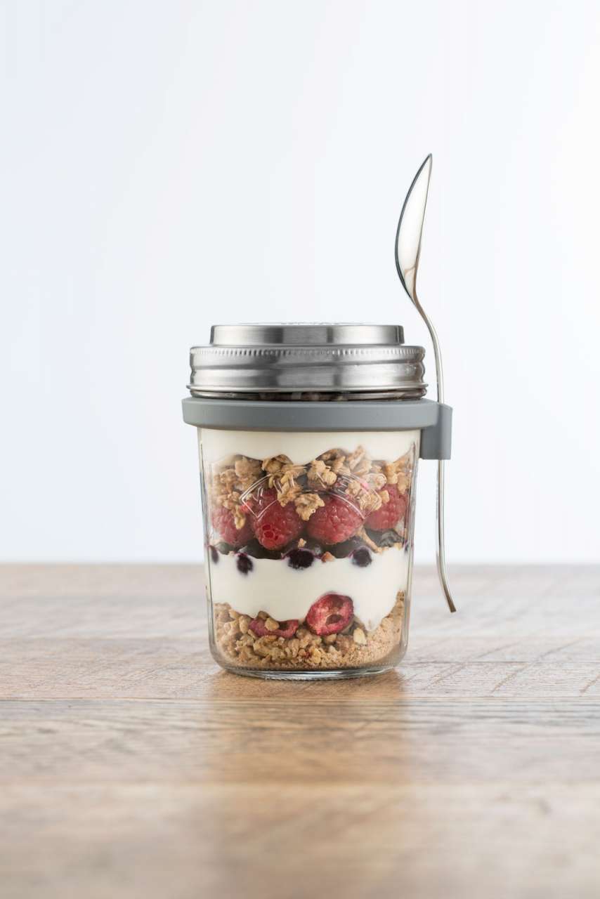 Listing/manufacturer/sSupplier/312 Kilner Breakfast Glass To Go With Spoon, 0,35 L
