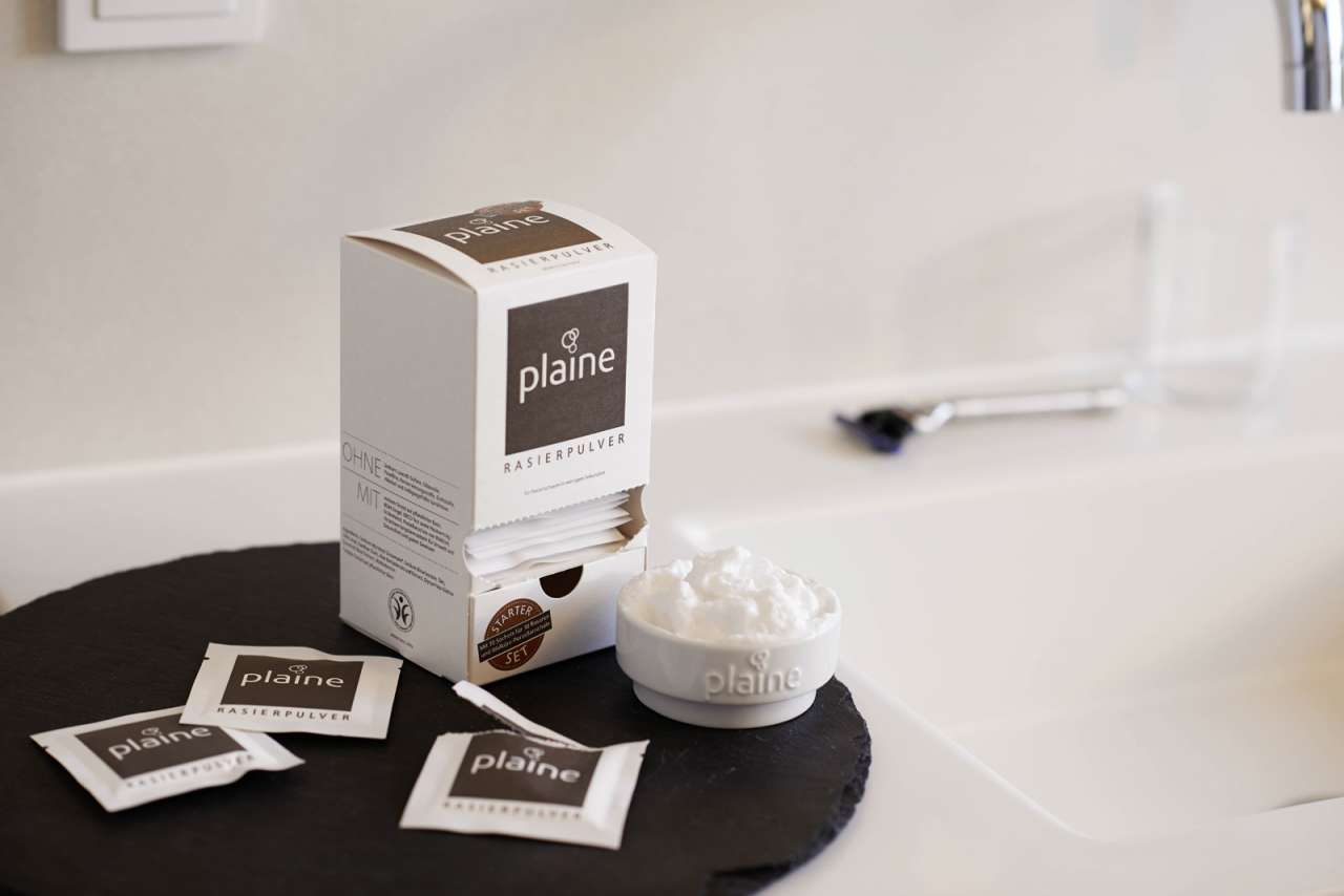 Plaine Plaine Travel Shaving Foam & Refill - Effervescent Instant Lather