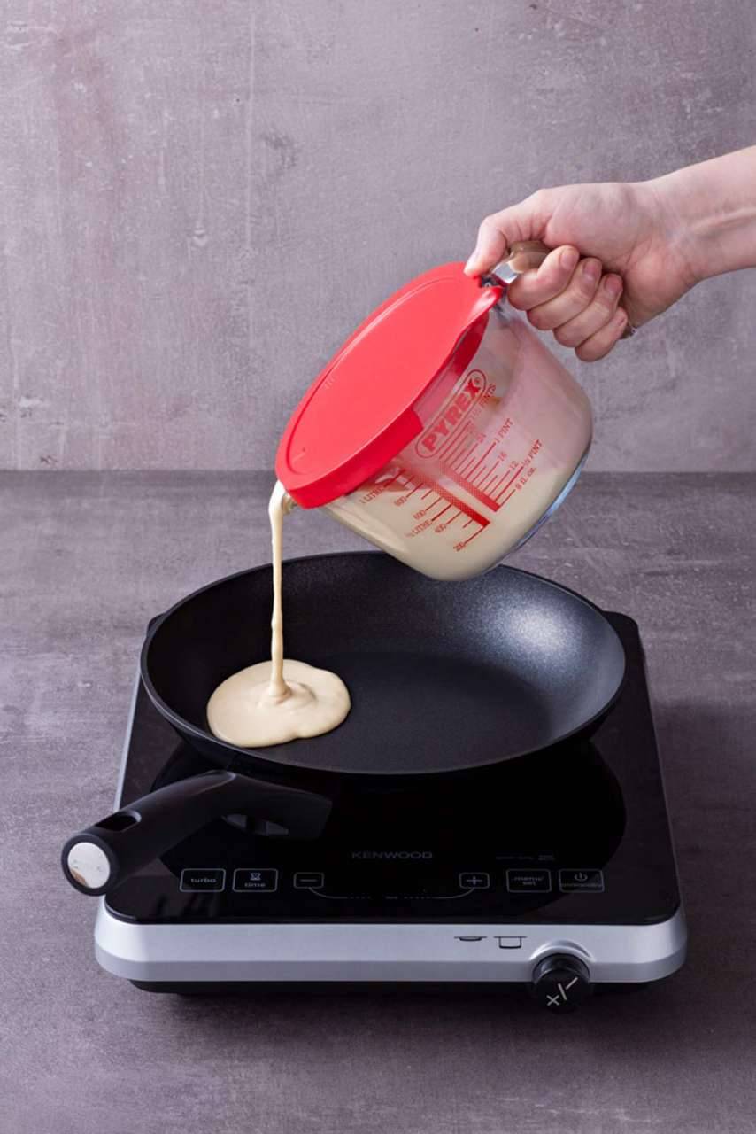 Pyrex Pyrex Measuring Cup Glass 1l Made Of Borosilicate Glass With Handle And Lid