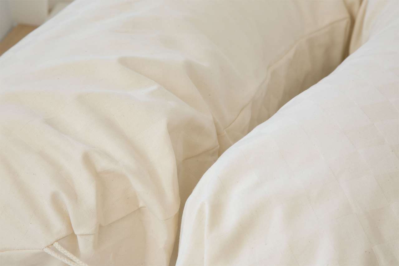 Purenature Side Sleeper Pillow - Nursing Pillow: With Organic Cover & Kapok Filling