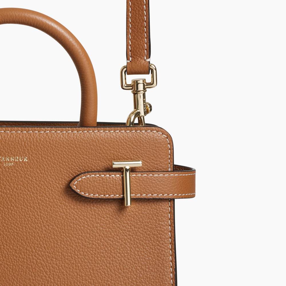 Letanneur SCHLIESSEN SIE SICH UNS HIER AN