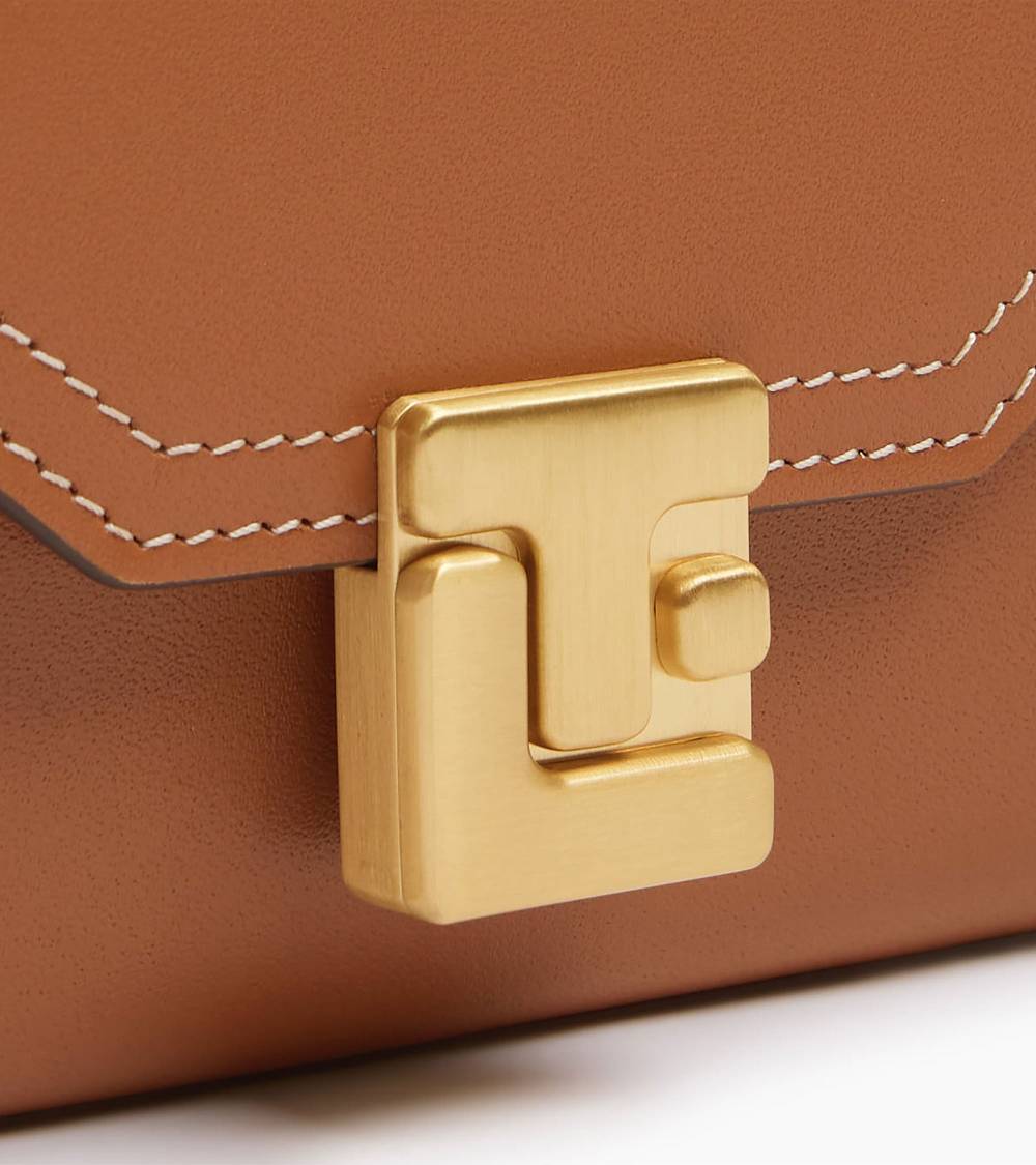 Letanneur SCHLIESSEN SIE SICH UNS HIER AN