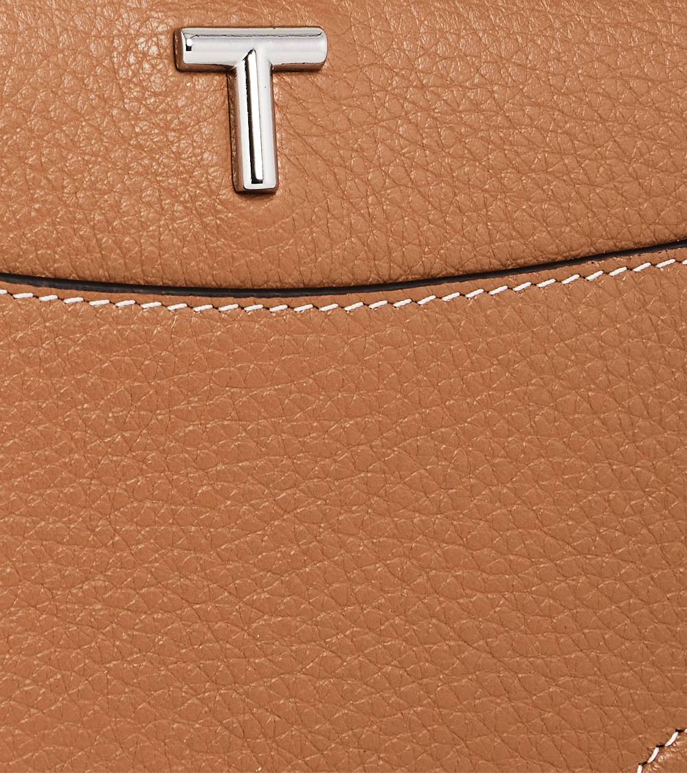 Letanneur SCHLIESSEN SIE SICH UNS HIER AN