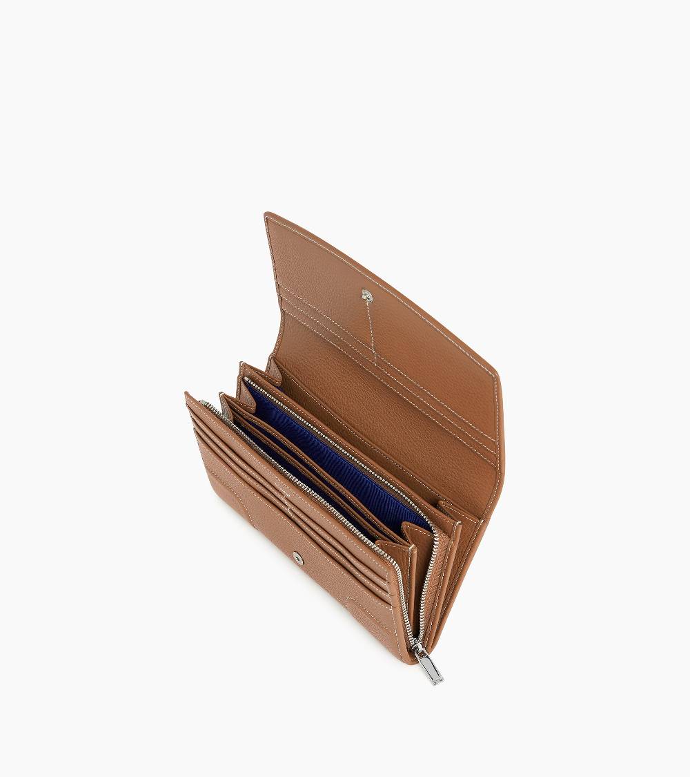 Letanneur SCHLIESSEN SIE SICH UNS HIER AN