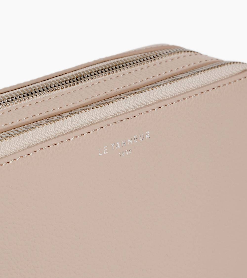 Letanneur SCHLIESSEN SIE SICH UNS HIER AN