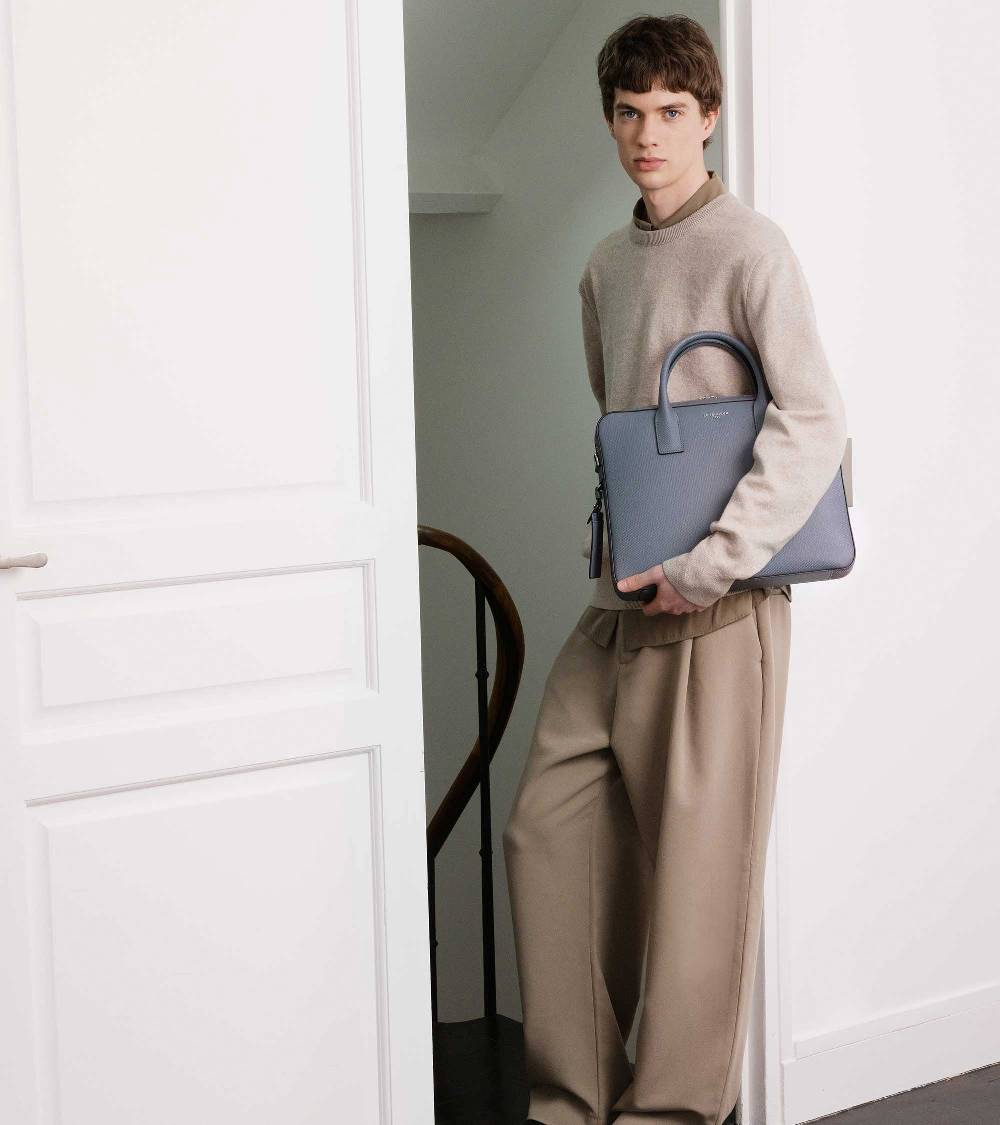 Letanneur SCHLIESSEN SIE SICH UNS HIER AN