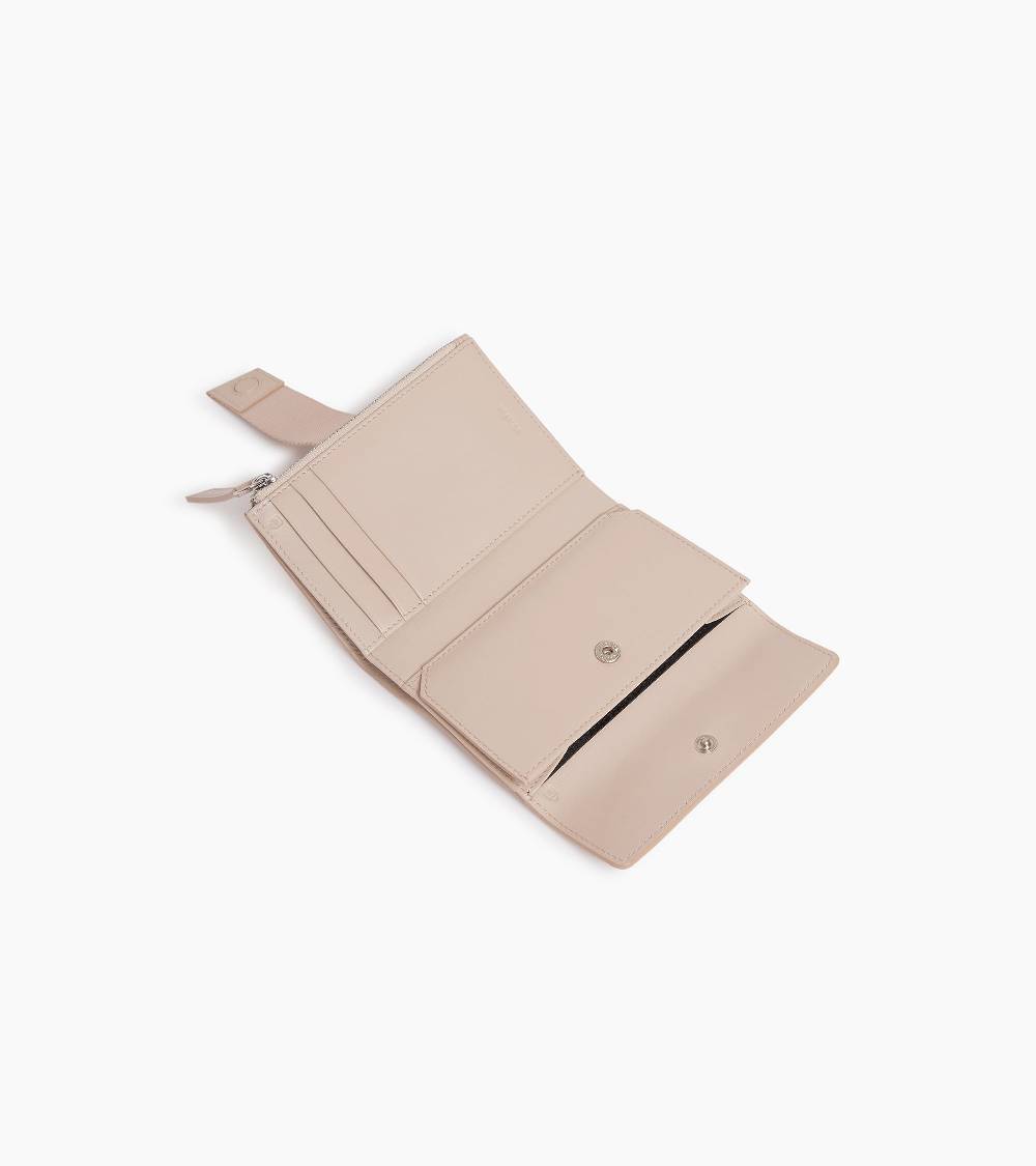 Letanneur SCHLIESSEN SIE SICH UNS HIER AN