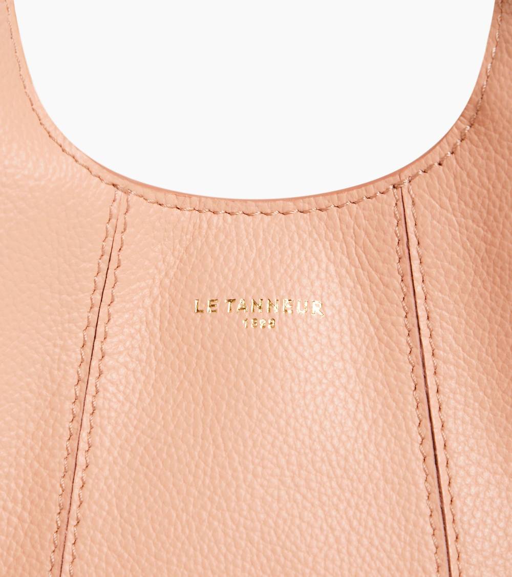 Letanneur SCHLIESSEN SIE SICH UNS HIER AN