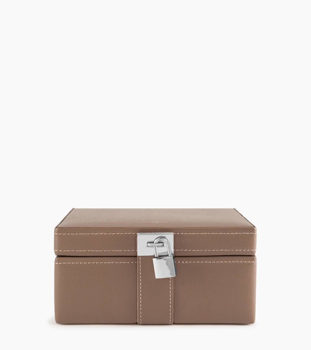 Letanneur SCHLIESSEN SIE SICH UNS HIER AN