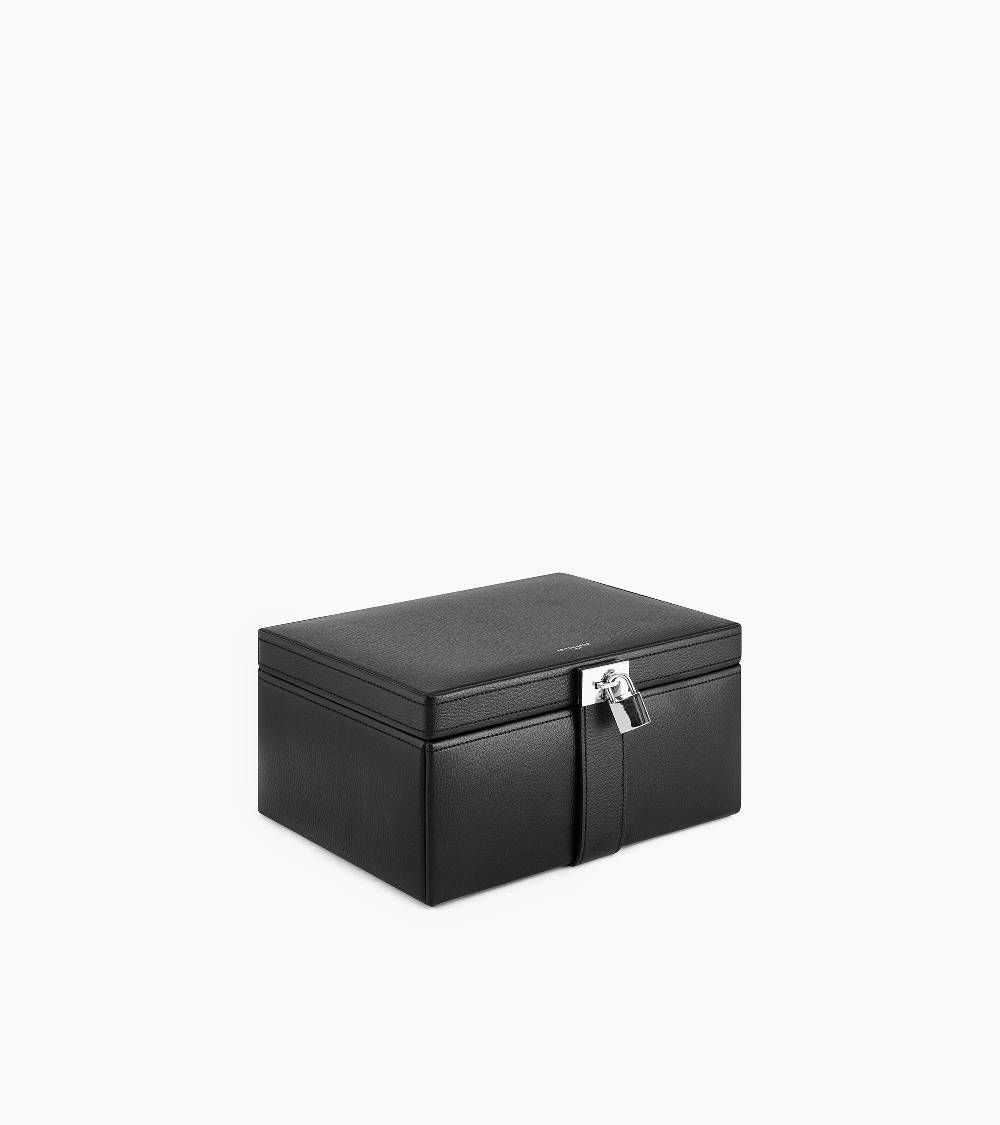 Letanneur SCHLIESSEN SIE SICH UNS HIER AN