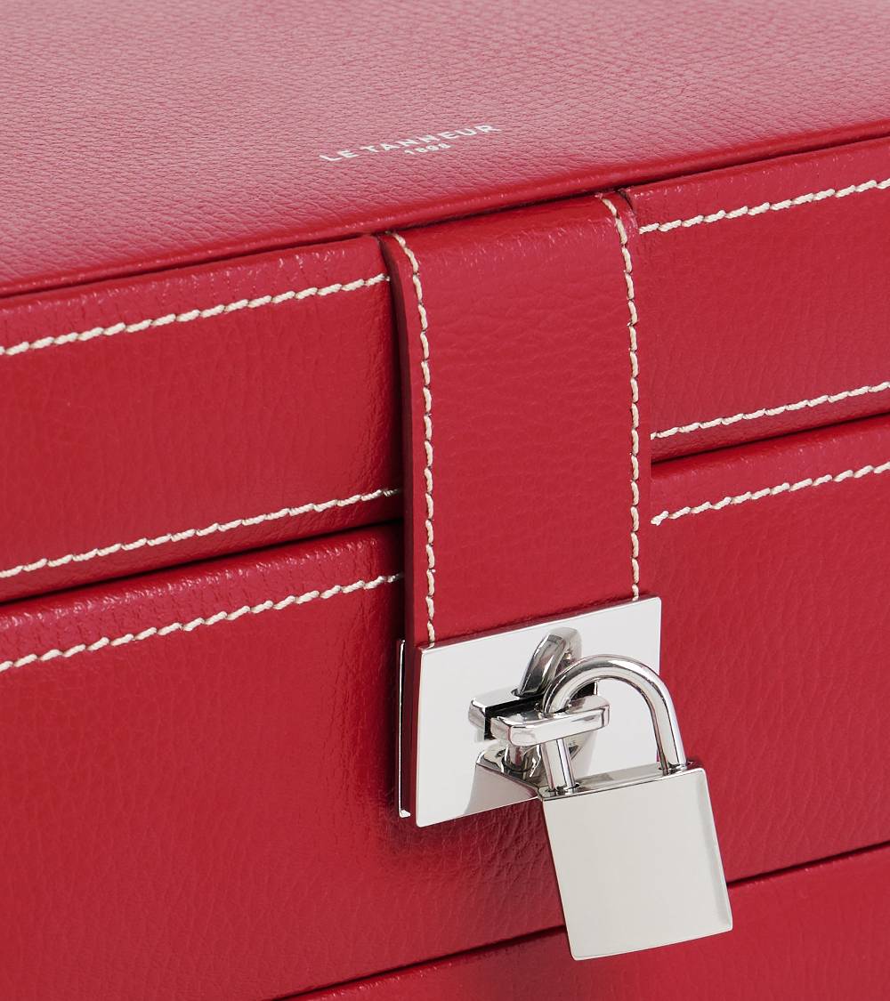 Letanneur SCHLIESSEN SIE SICH UNS HIER AN