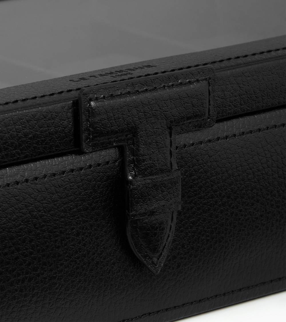 Letanneur SCHLIESSEN SIE SICH UNS HIER AN