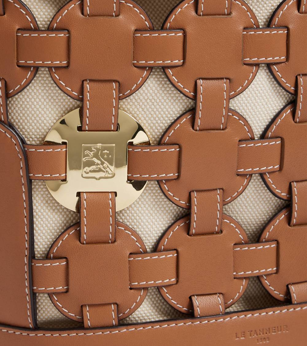 Letanneur SCHLIESSEN SIE SICH UNS HIER AN