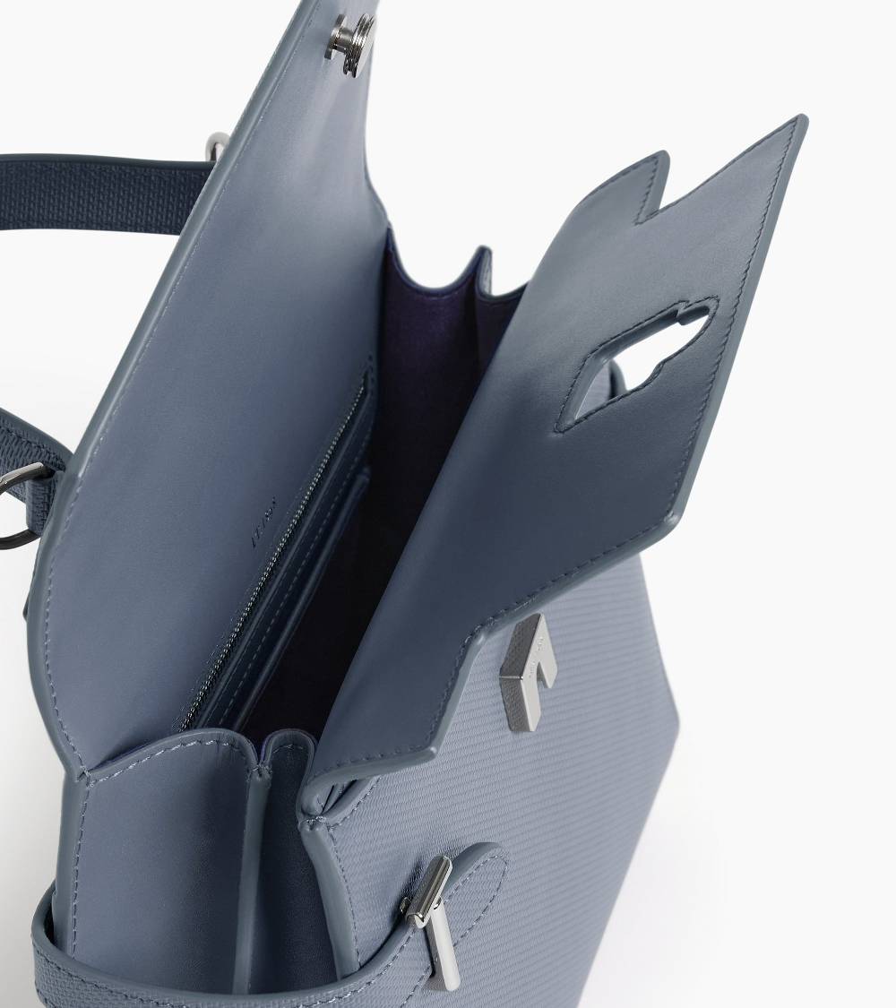 Letanneur SCHLIESSEN SIE SICH UNS HIER AN