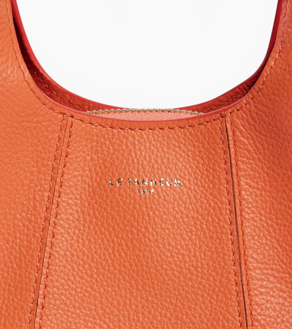 Letanneur SCHLIESSEN SIE SICH UNS HIER AN