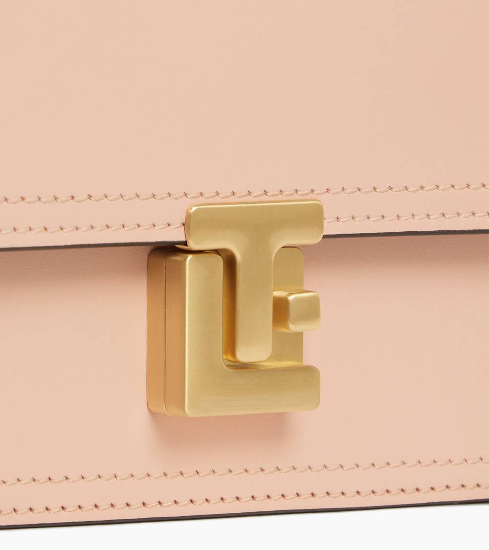 Letanneur SCHLIESSEN SIE SICH UNS HIER AN