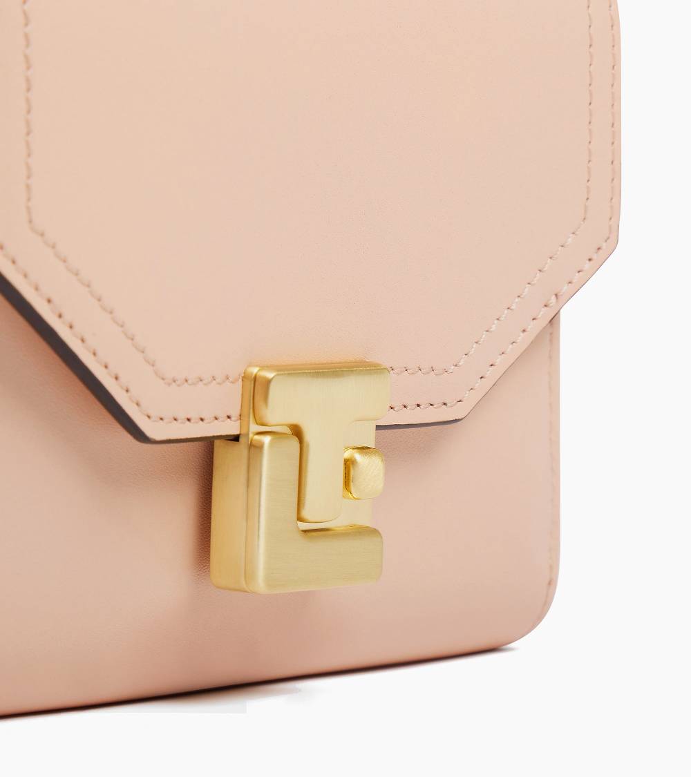 Letanneur SCHLIESSEN SIE SICH UNS HIER AN