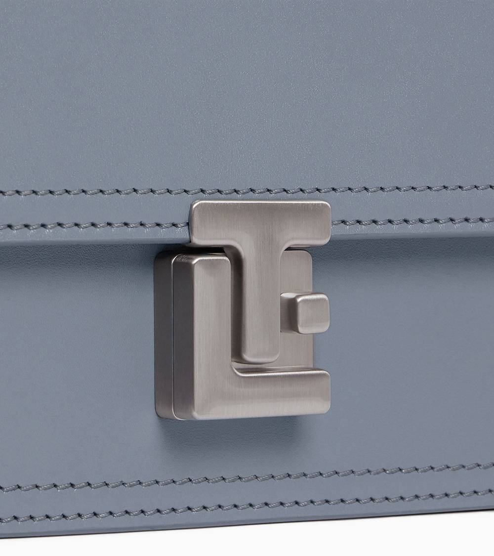 Letanneur SCHLIESSEN SIE SICH UNS HIER AN