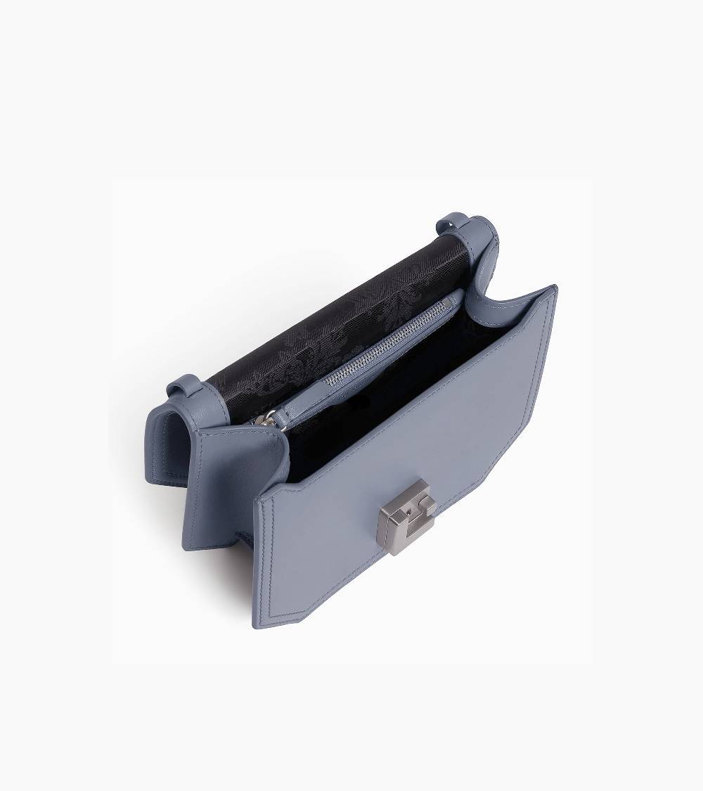 Letanneur SCHLIESSEN SIE SICH UNS HIER AN