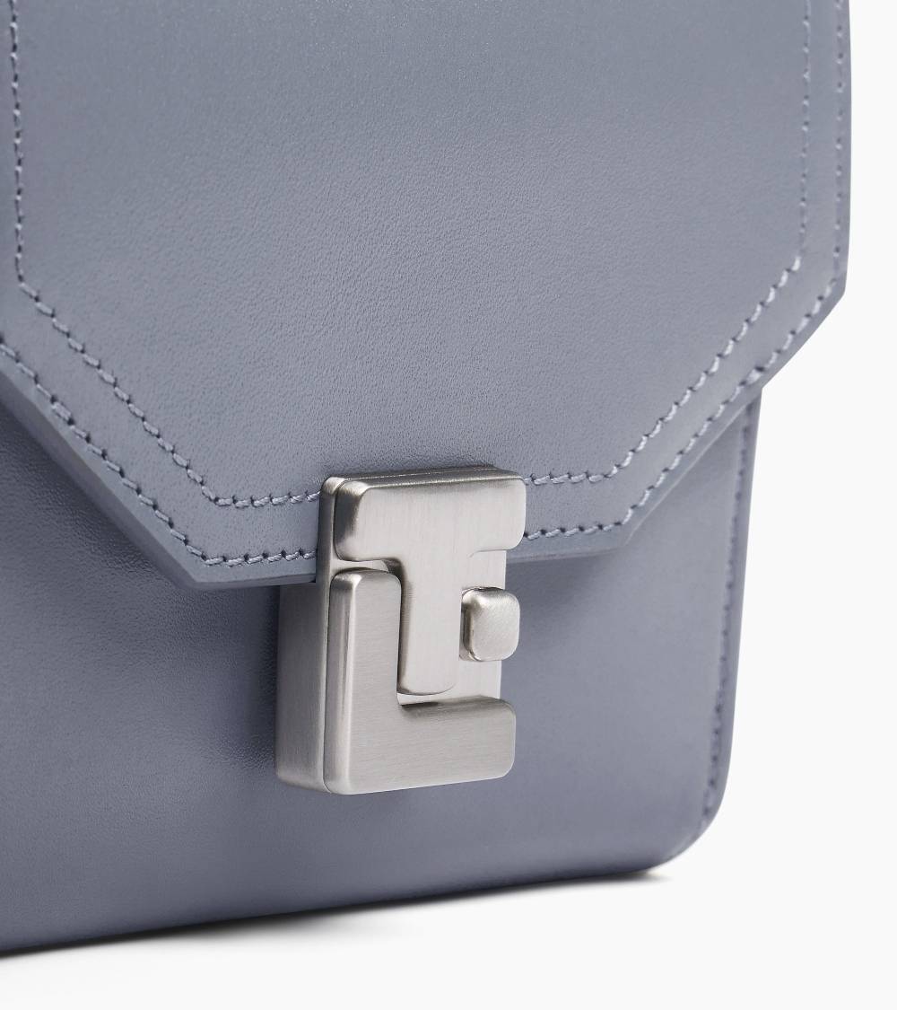 Letanneur SCHLIESSEN SIE SICH UNS HIER AN