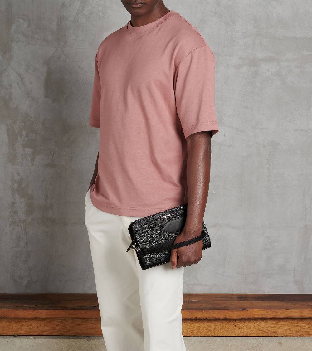 Letanneur SCHLIESSEN SIE SICH UNS HIER AN