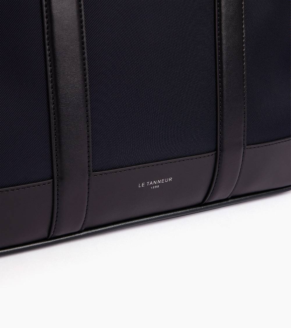 Letanneur SCHLIESSEN SIE SICH UNS HIER AN