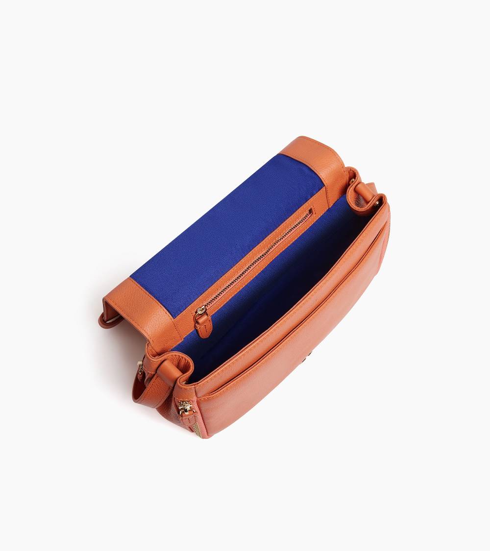 Letanneur SCHLIESSEN SIE SICH UNS HIER AN