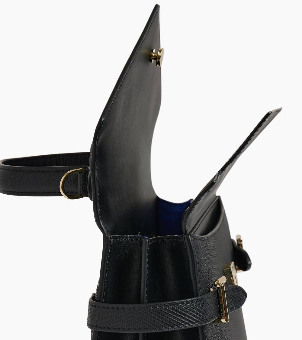 Letanneur SCHLIESSEN SIE SICH UNS HIER AN