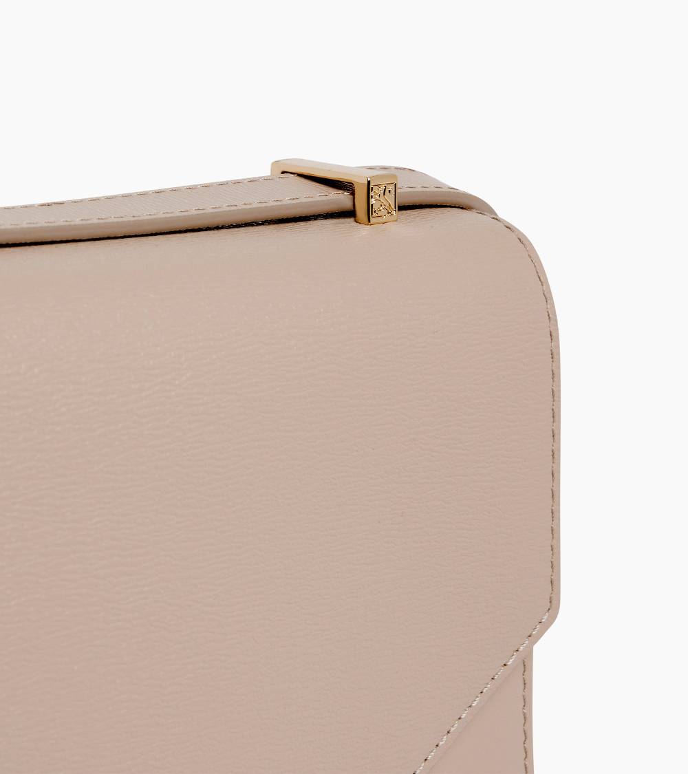 Letanneur SCHLIESSEN SIE SICH UNS HIER AN