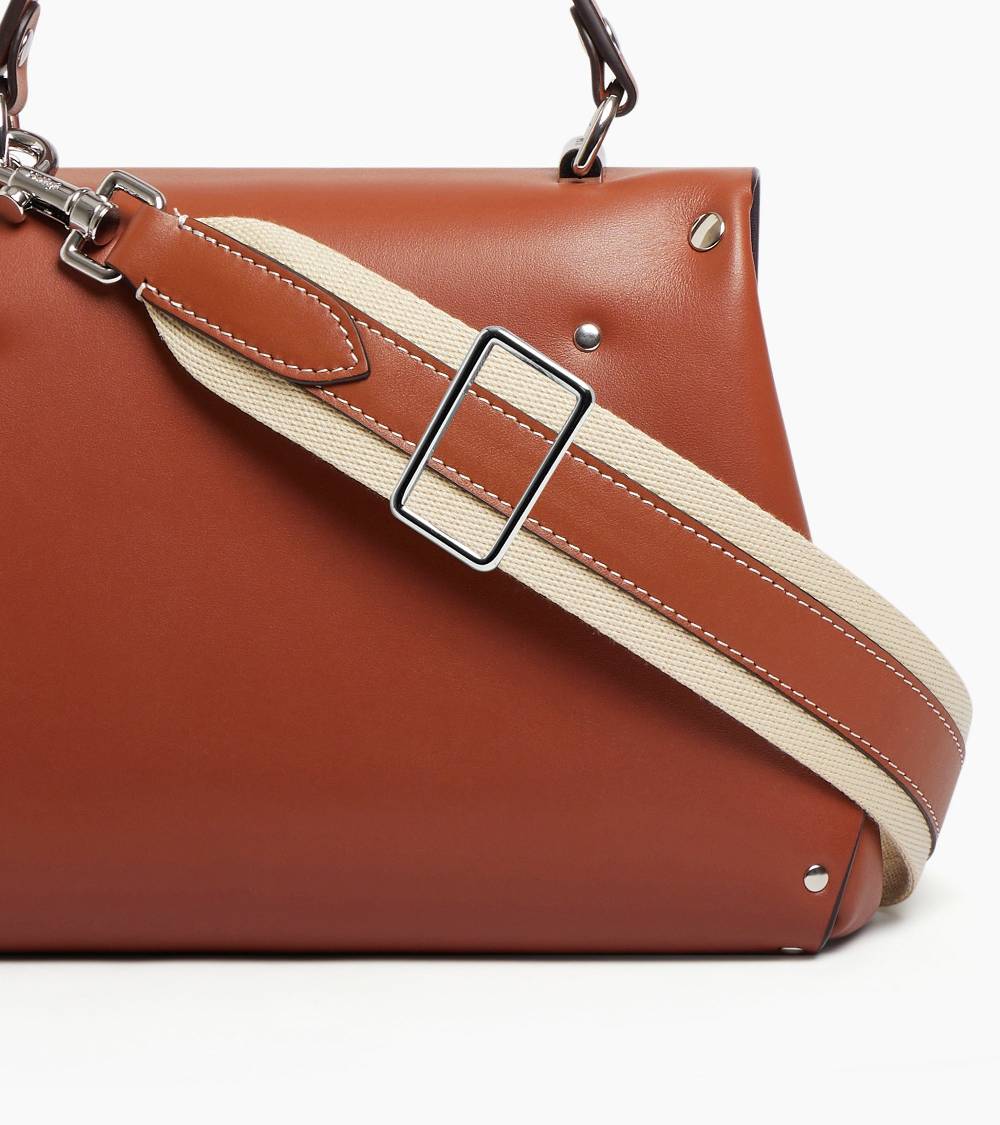 Letanneur SCHLIESSEN SIE SICH UNS HIER AN