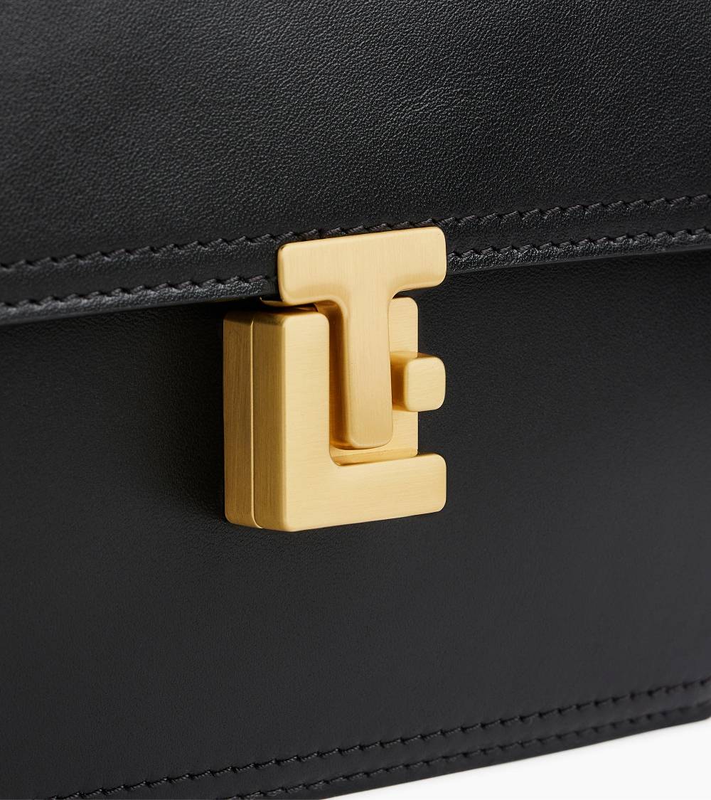 Letanneur SCHLIESSEN SIE SICH UNS HIER AN