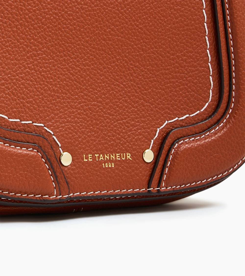 Letanneur SCHLIESSEN SIE SICH UNS HIER AN