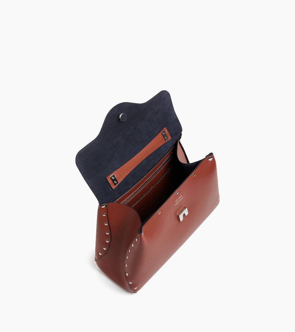 Letanneur SCHLIESSEN SIE SICH UNS HIER AN