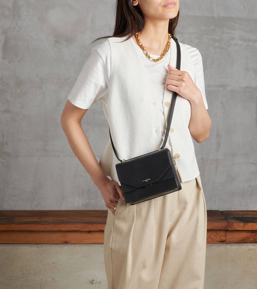 Letanneur SCHLIESSEN SIE SICH UNS HIER AN