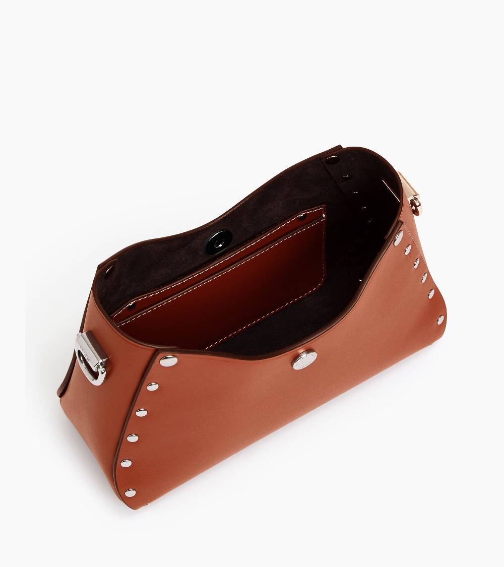 Letanneur SCHLIESSEN SIE SICH UNS HIER AN