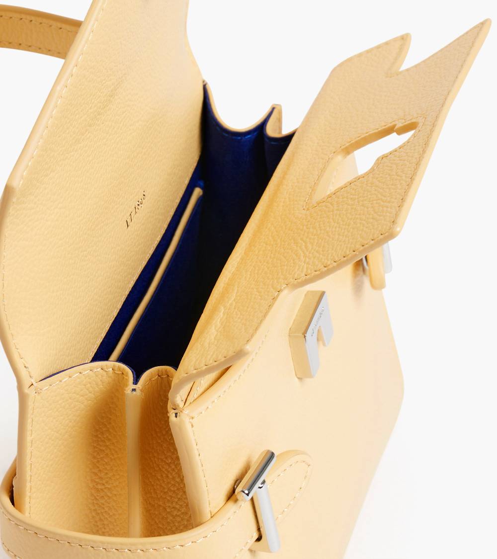 Letanneur SCHLIESSEN SIE SICH UNS HIER AN