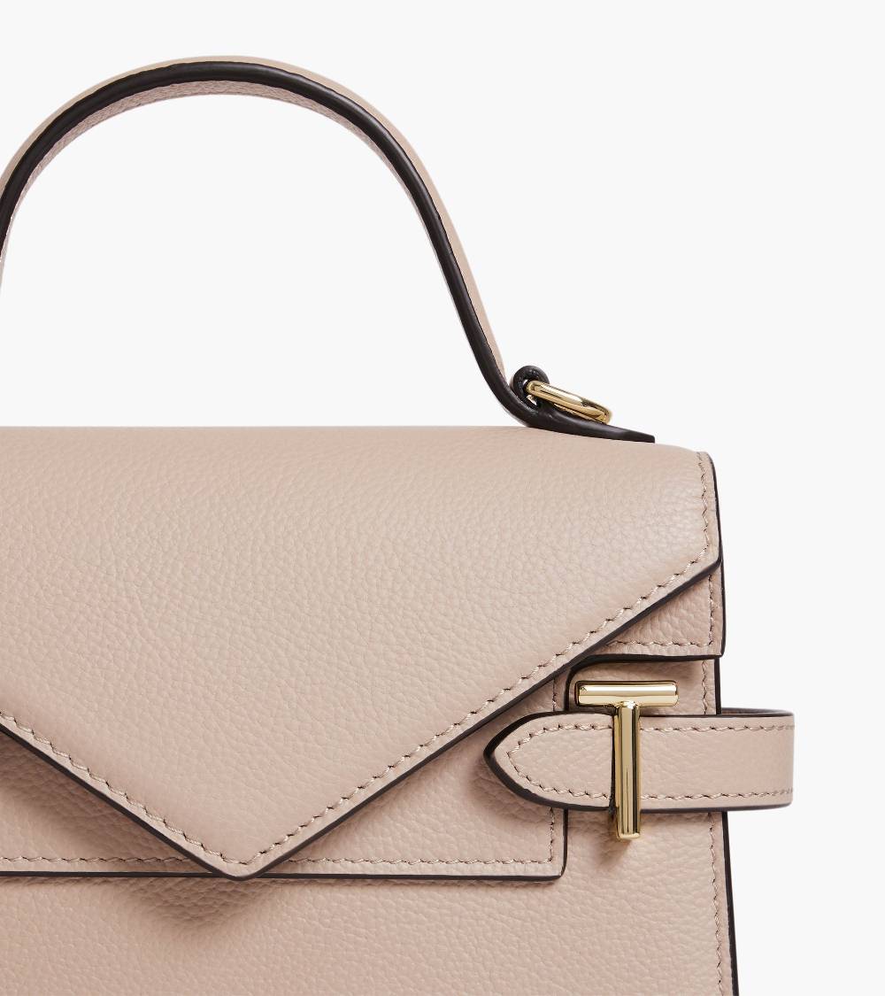 Letanneur SCHLIESSEN SIE SICH UNS HIER AN