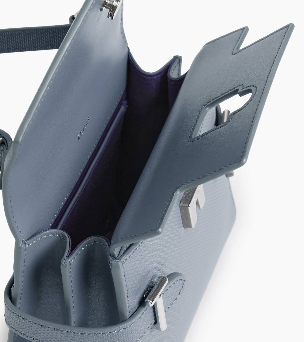 Letanneur SCHLIESSEN SIE SICH UNS HIER AN