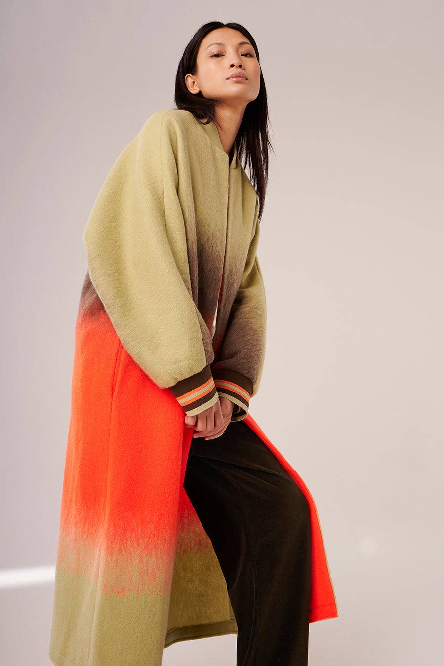 Liv Bergen Mantel Colored In Green/orange