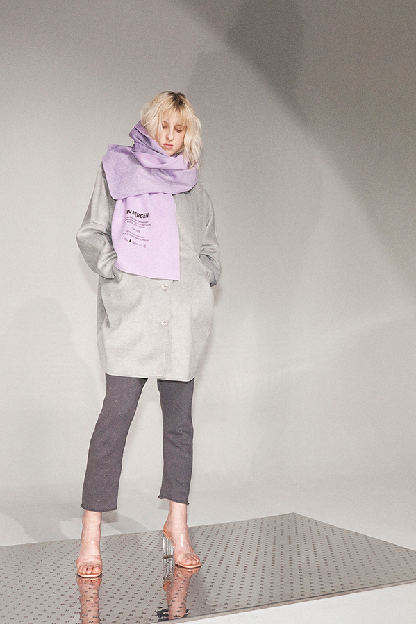 Liv Bergen Oversized Mantel In Mouse