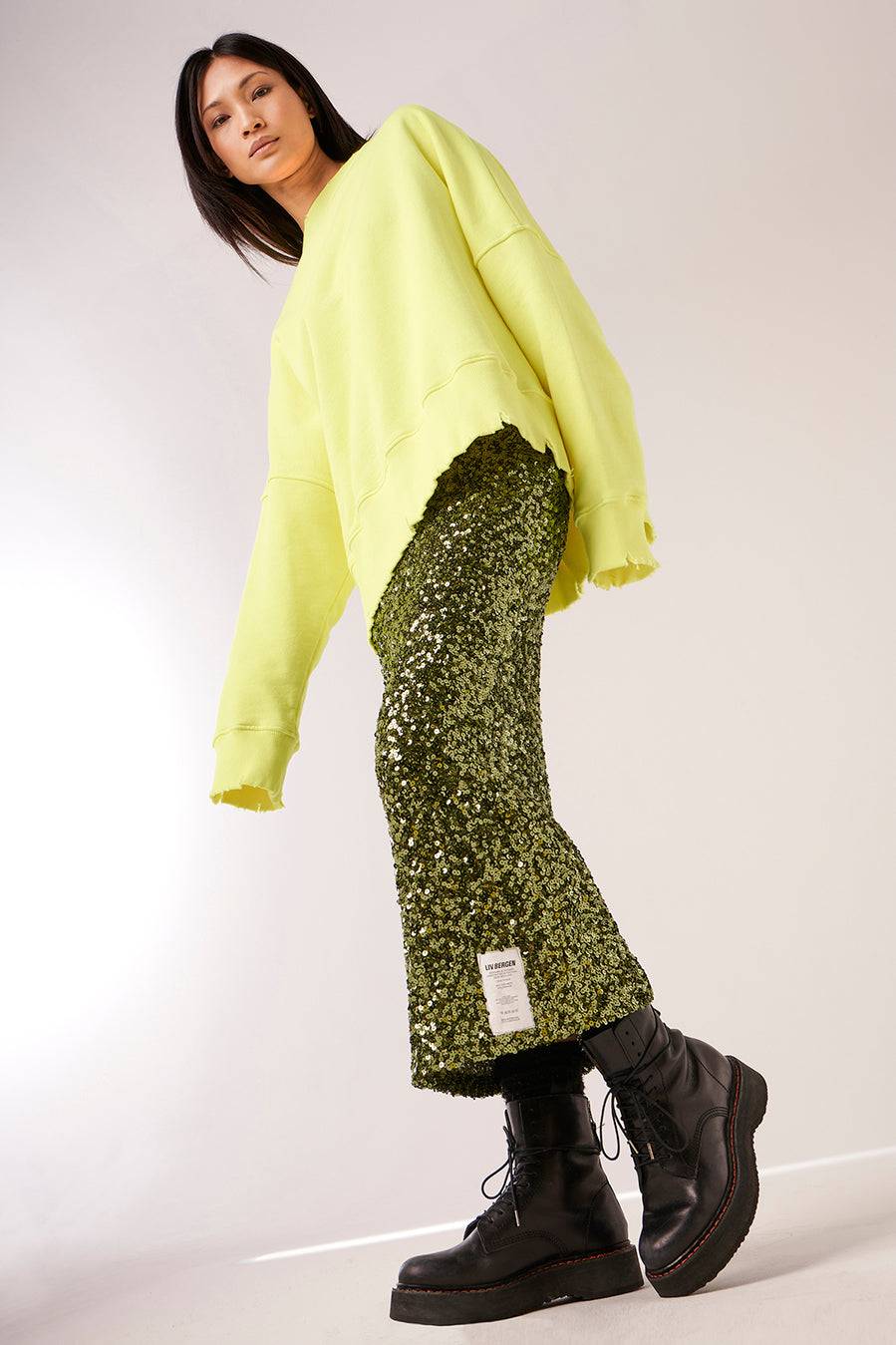 Liv Bergen Rock NY In Kaki