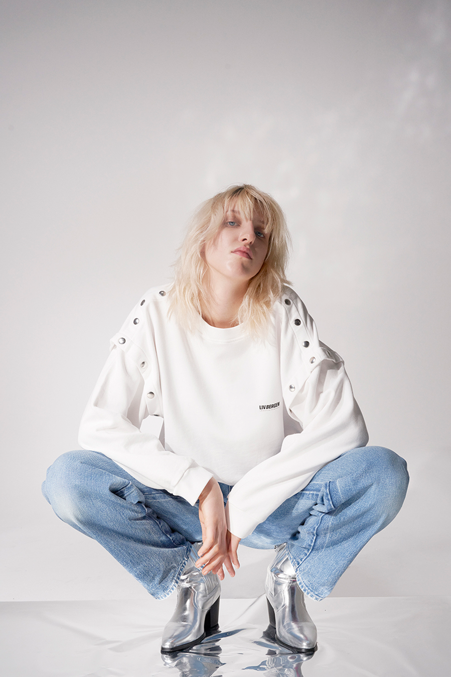 Liv Bergen Sweater Rivets In Optic White
