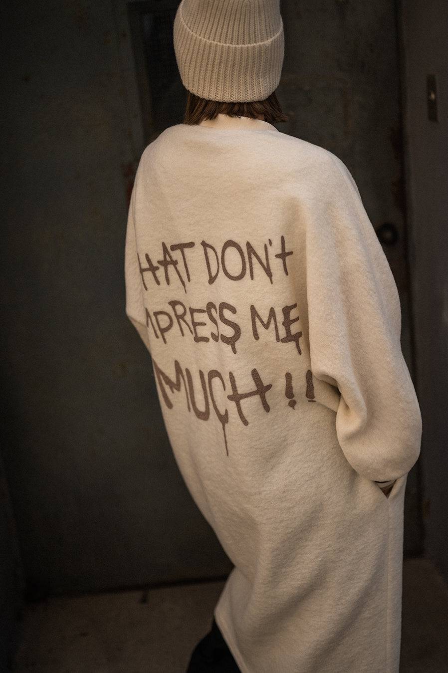 Liv Bergen Mantel "THAT DON'T IMPRESS ME MUCH" In Creme