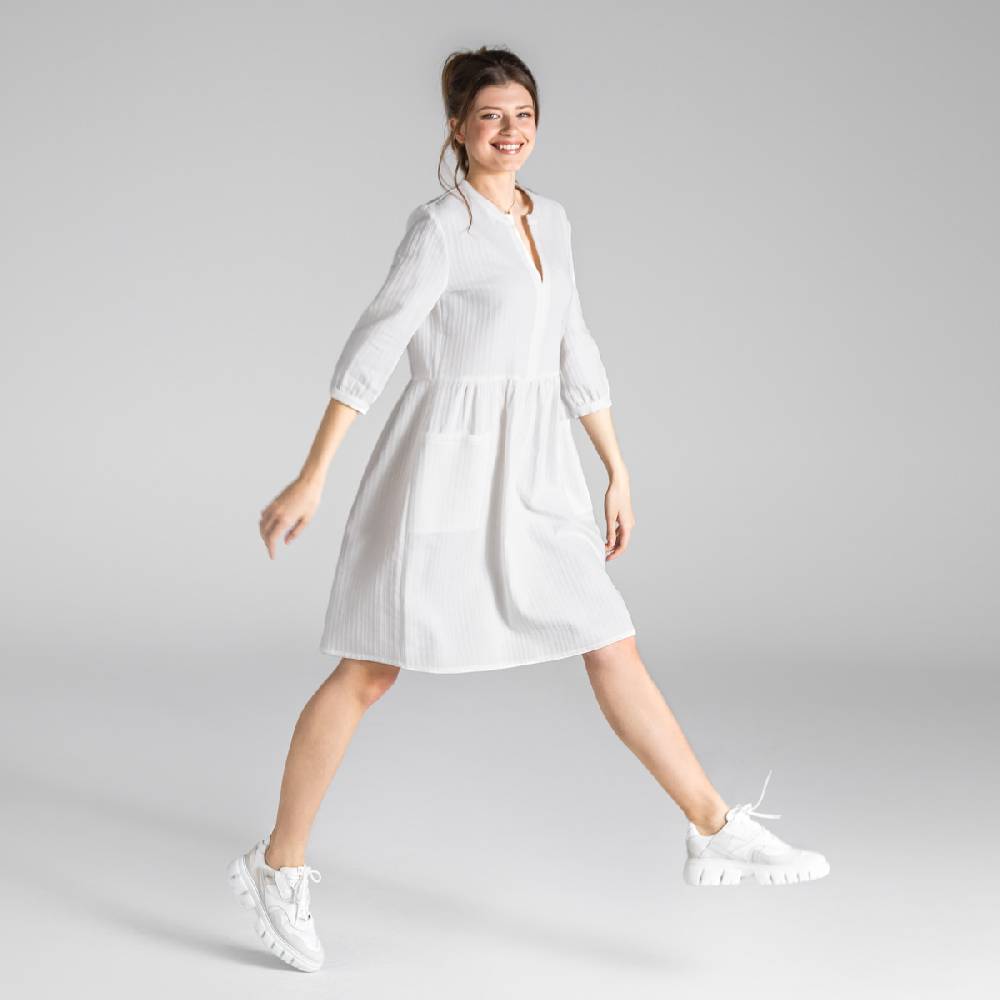 LIVING CRAFTS BLOSWEN - Seersucker Kleid - White